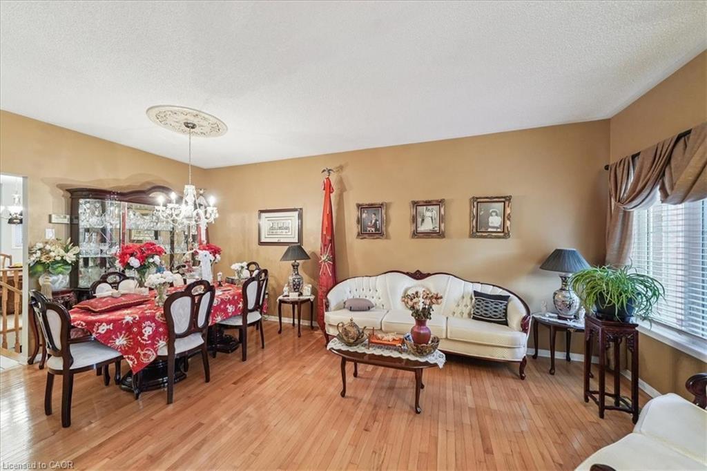 52 Mistycreek Crescent, Brampton, ON - Indoor