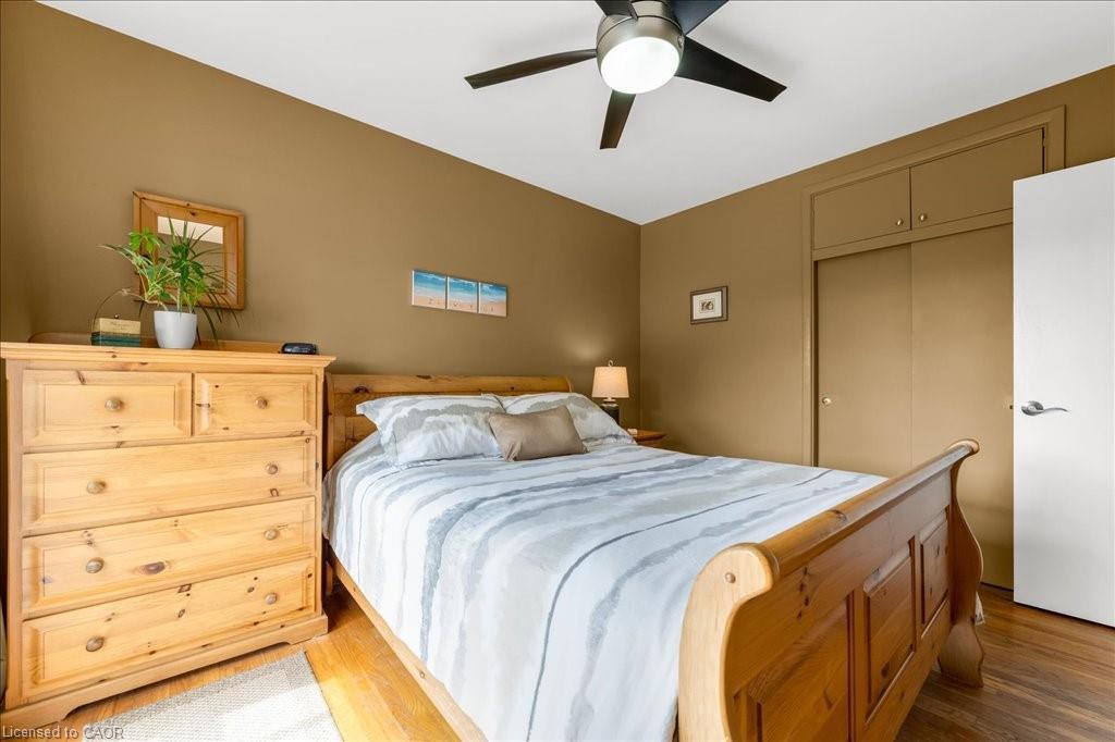 1504 Bridge Road, Oakville, ON - Indoor Photo Showing Bedroom
