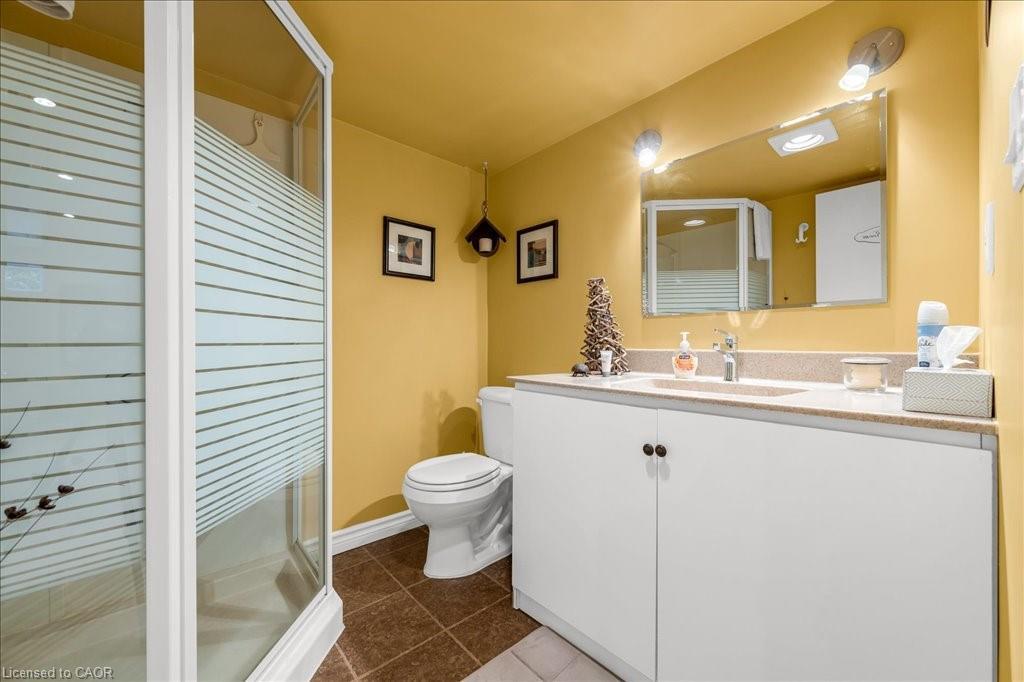 1504 Bridge Road, Oakville, ON - Indoor Photo Showing Bathroom