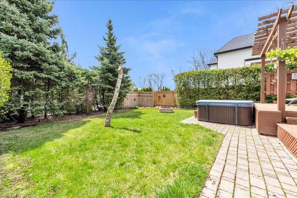 1504 Bridge Road, Oakville, ON - Outdoor With Backyard