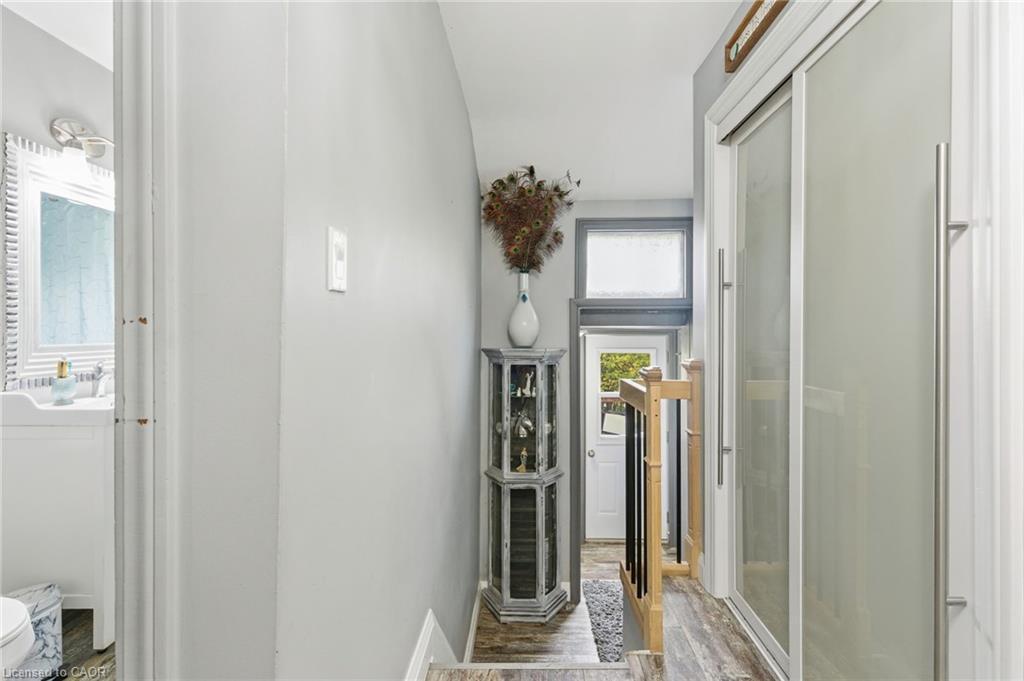 162 St. George Street, Welland, ON - Indoor