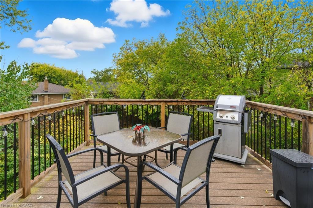 162 St. George Street, Welland, ON - Outdoor With Deck Patio Veranda With Exterior