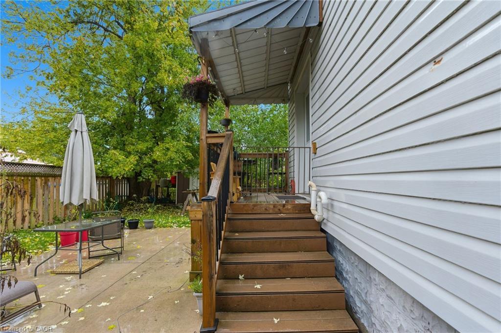 162 St. George Street, Welland, ON - Outdoor With Exterior