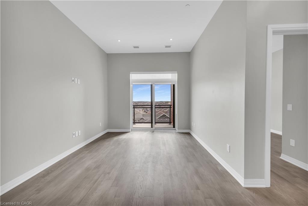 601-470 Gordon Krantz Avenue, Milton, ON - Indoor Photo Showing Other Room