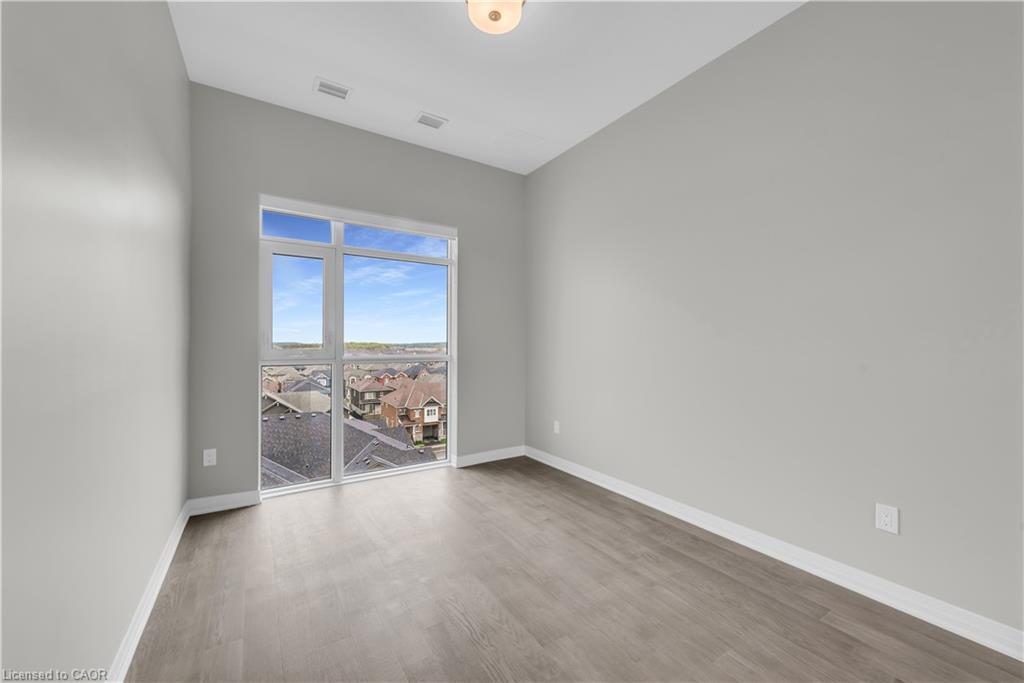 601-470 Gordon Krantz Avenue, Milton, ON - Indoor Photo Showing Other Room