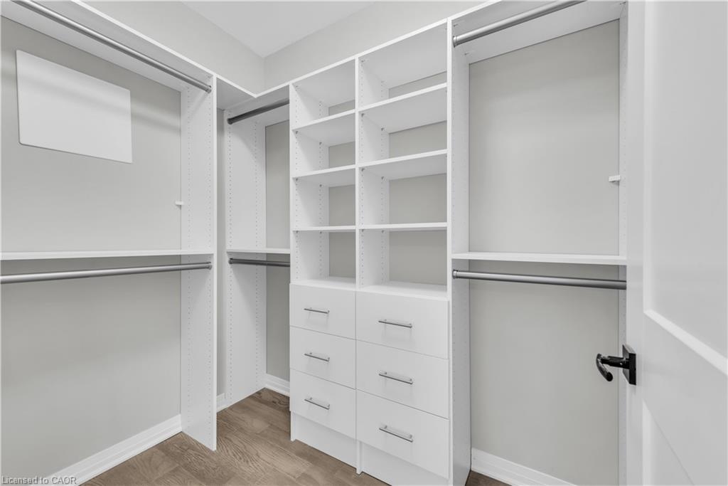 601-470 Gordon Krantz Avenue, Milton, ON - Indoor With Storage