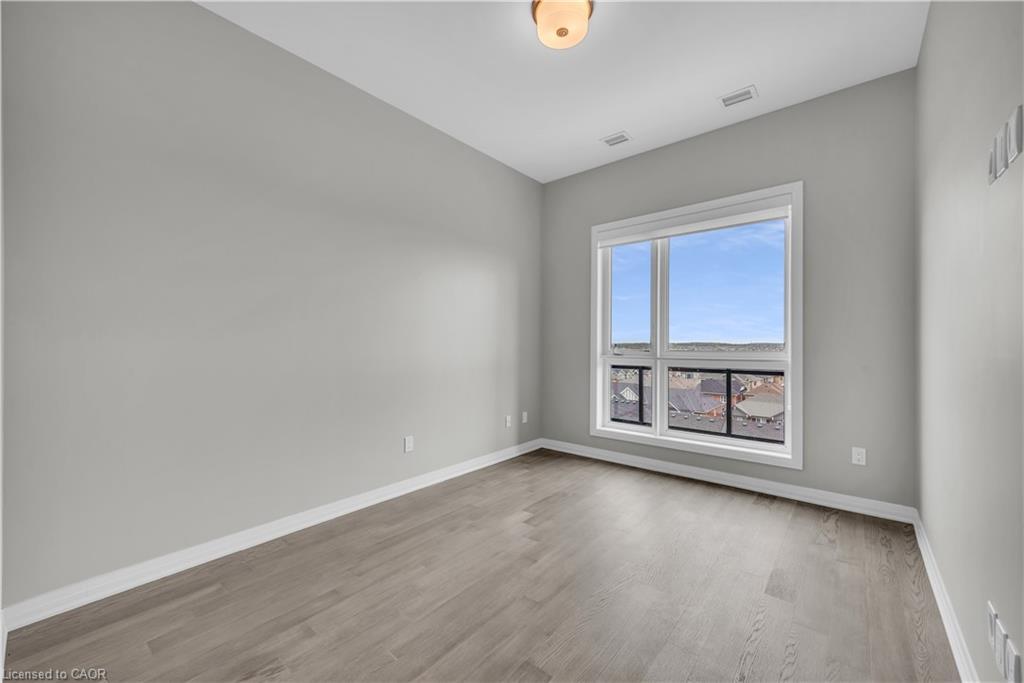 601-470 Gordon Krantz Avenue, Milton, ON - Indoor Photo Showing Other Room