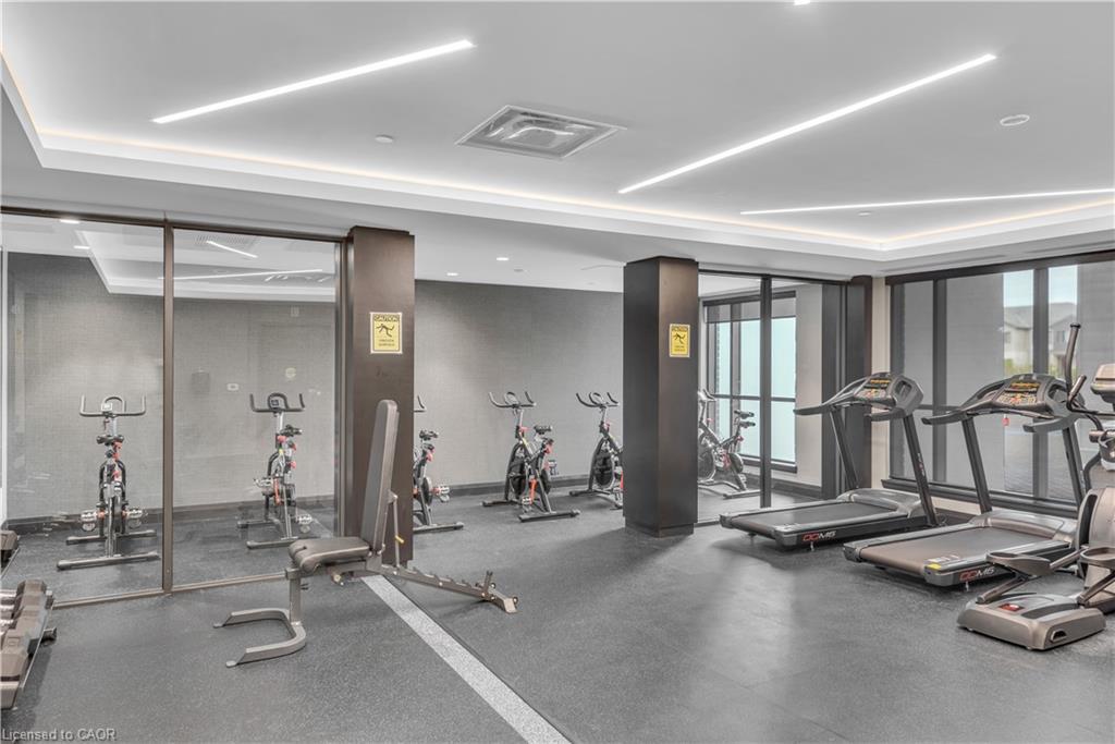 601-470 Gordon Krantz Avenue, Milton, ON - Indoor Photo Showing Gym Room