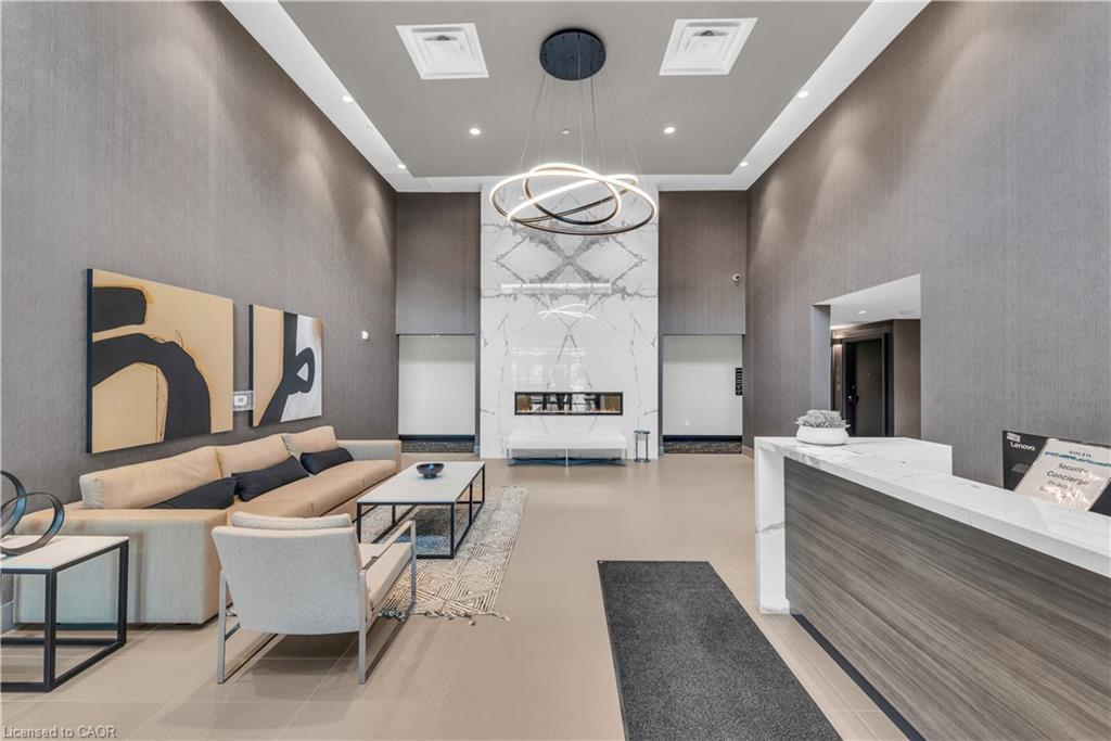 601-470 Gordon Krantz Avenue, Milton, ON - Indoor Photo Showing Other Room