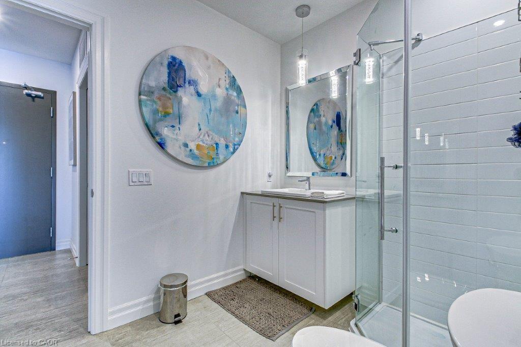 214-38 Harbour Street, Port Dover, ON - Indoor Photo Showing Bathroom