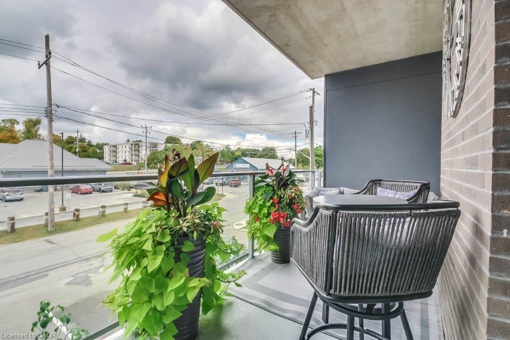 214-38 Harbour Street, Port Dover, ON - Outdoor With Exterior