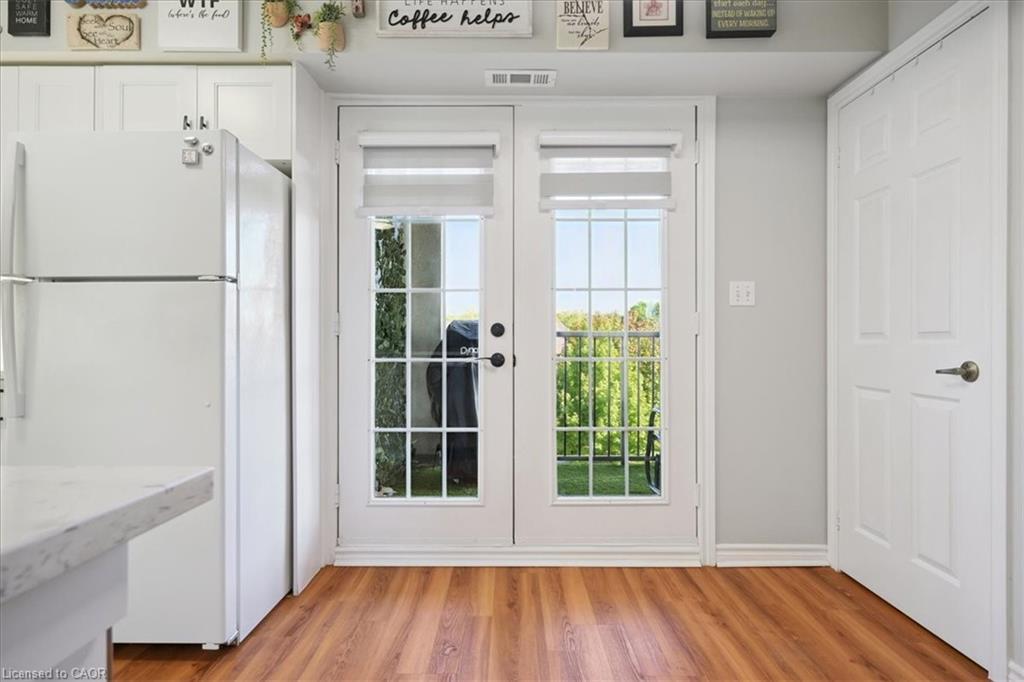 301-1431 Walkers Line, Burlington, ON - Indoor Photo Showing Other Room