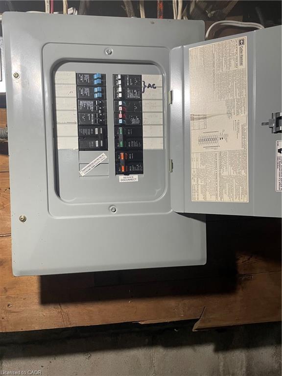 177 Church Street W, Waterford, ON - Indoor Photo Showing Other Room