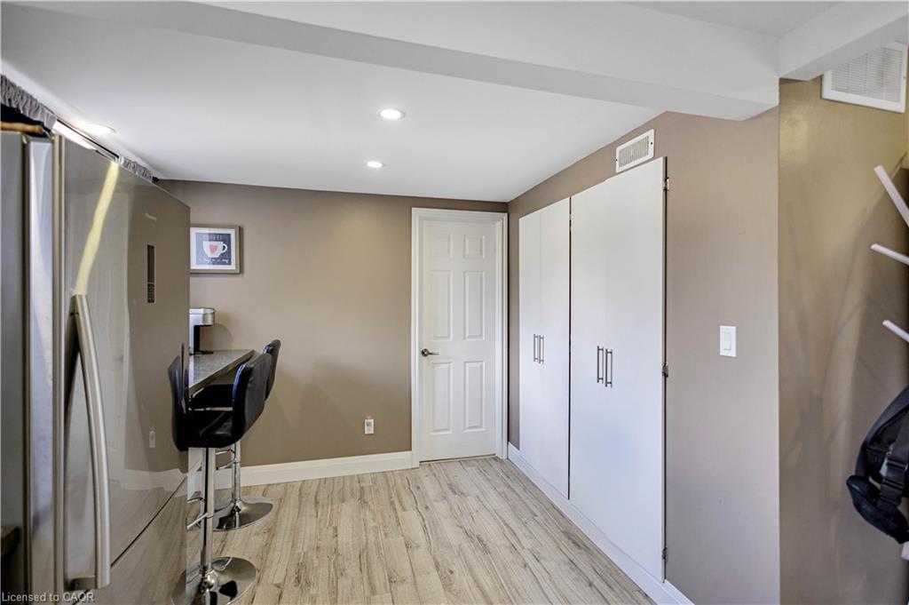 332 Vansitmart Avenue, Hamilton, ON - Indoor Photo Showing Other Room