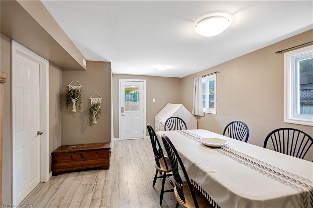 332 Vansitmart Avenue, Hamilton, ON - Indoor Photo Showing Dining Room
