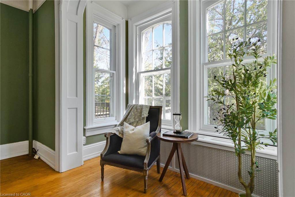 78 William Street W, Waterloo, ON - Indoor