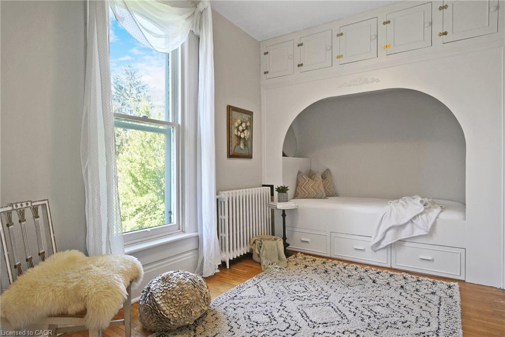 78 William Street W, Waterloo, ON - Indoor Photo Showing Bedroom