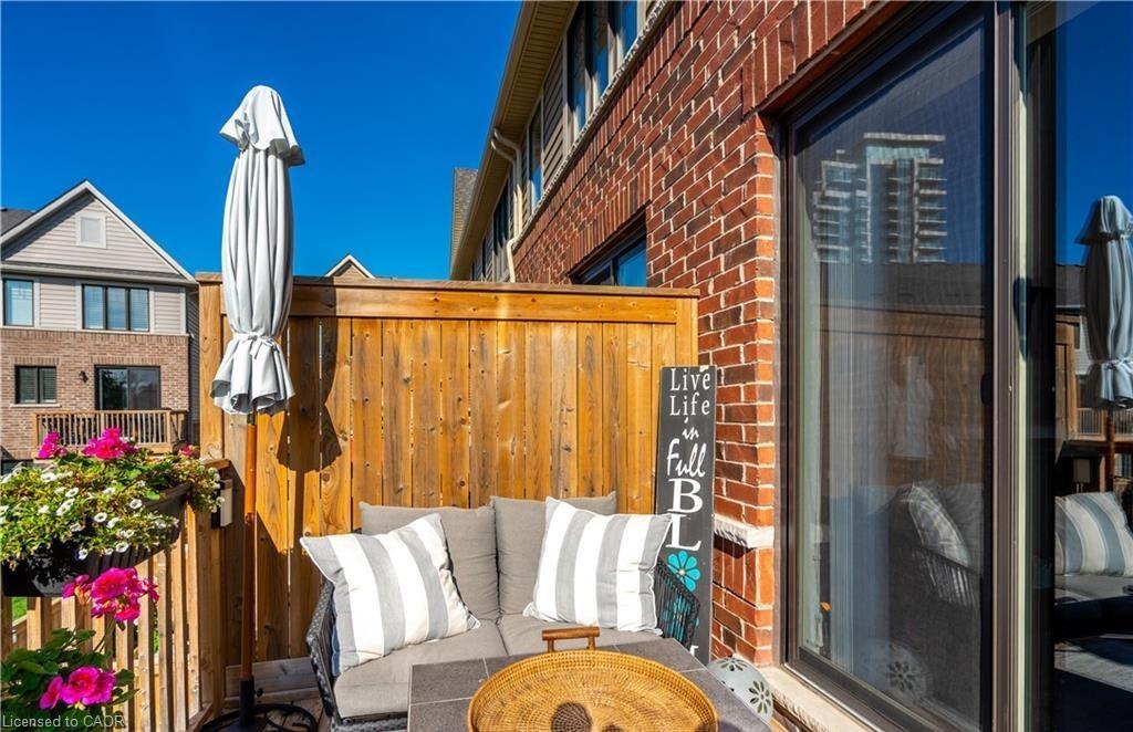 15 Pierre Trudeau Lane, Grimsby, ON - Outdoor