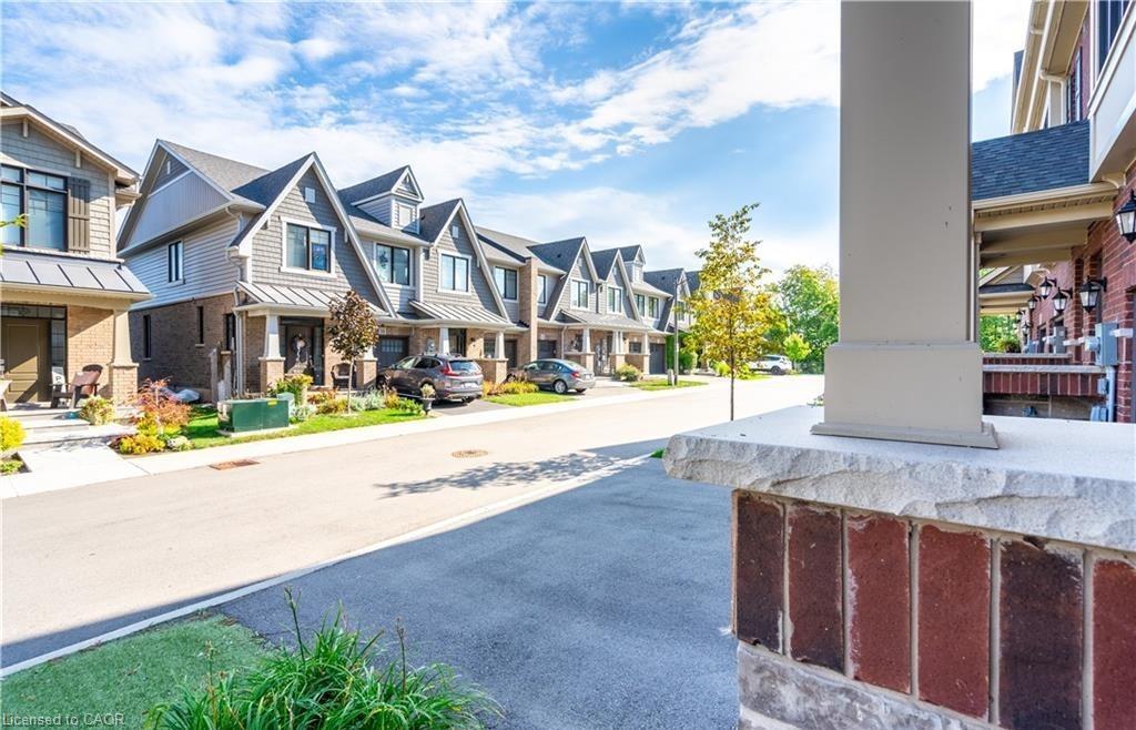 15 Pierre Trudeau Lane, Grimsby, ON - Outdoor With Facade