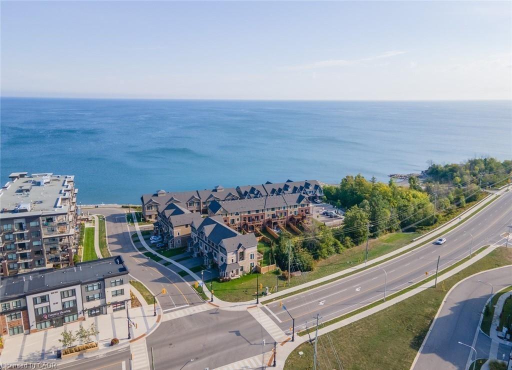 15 Pierre Trudeau Lane, Grimsby, ON - Outdoor With Body Of Water With View