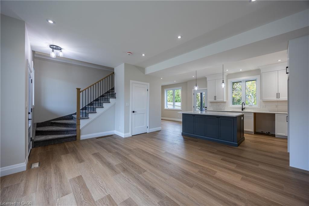 5 Maple Avenue, Port Dover, ON - Indoor