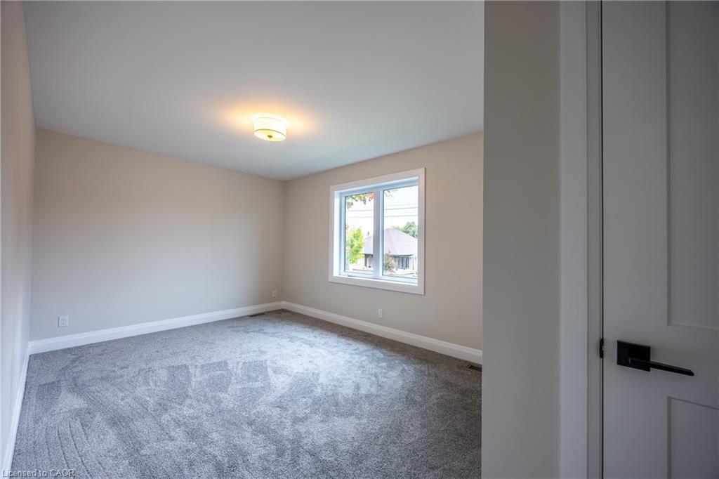 5 Maple Avenue, Port Dover, ON - Indoor Photo Showing Other Room