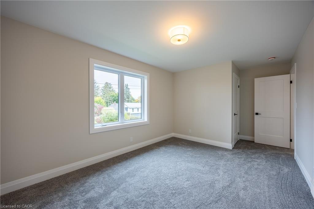 5 Maple Avenue, Port Dover, ON - Indoor Photo Showing Other Room