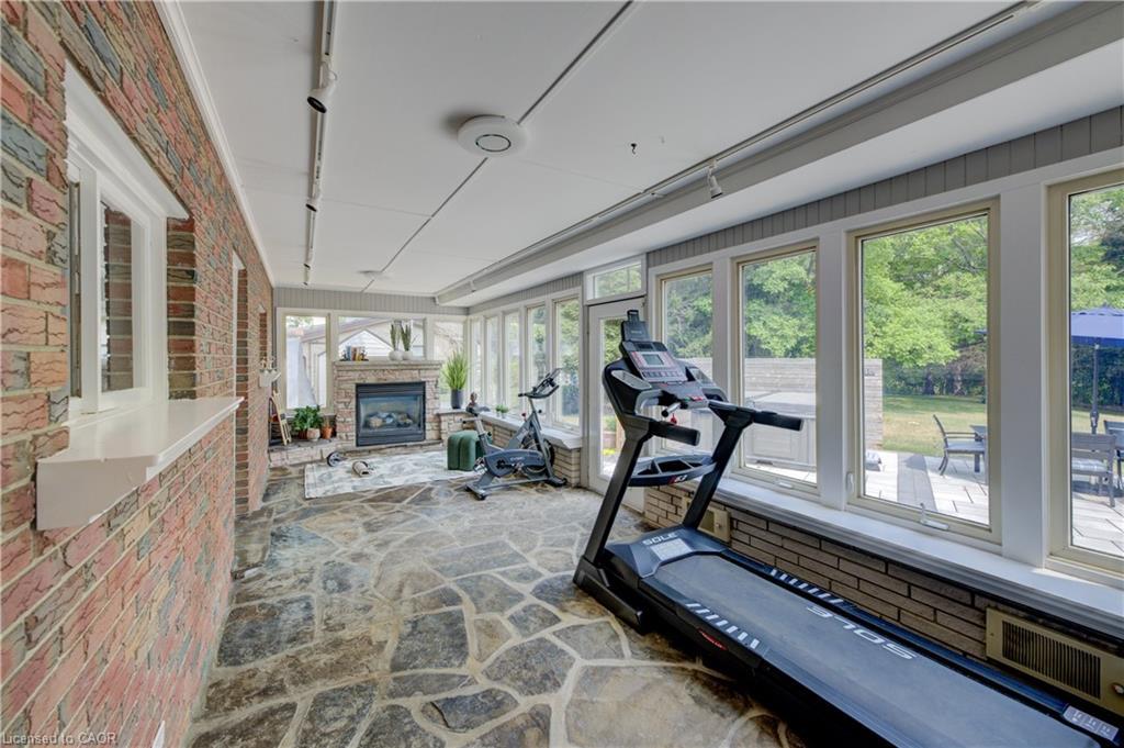 2080 Beaverdale Road, Cambridge, ON - Indoor Photo Showing Gym Room With Fireplace
