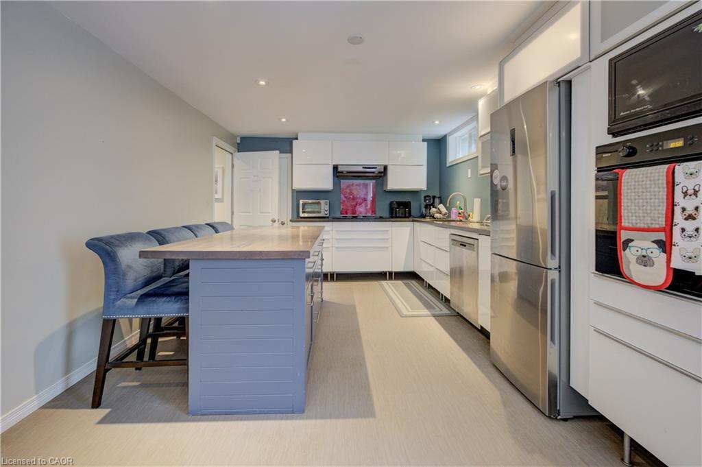 2080 Beaverdale Road, Cambridge, ON - Indoor Photo Showing Kitchen
