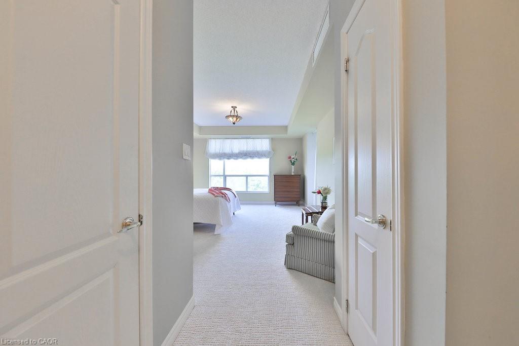 807-1900 The Collegeway, Mississauga, ON - Indoor Photo Showing Other Room