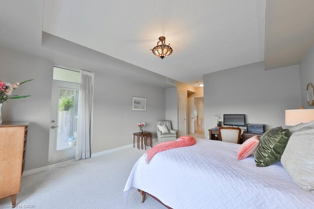 807-1900 The Collegeway, Mississauga, ON - Indoor Photo Showing Bedroom