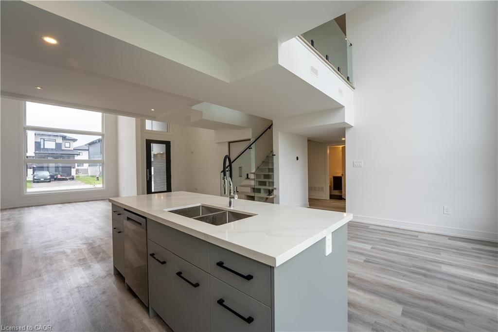 3775 Sunbank Crescent, Severn, ON - Indoor Photo Showing Kitchen With Double Sink