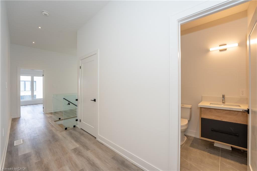 3775 Sunbank Crescent, Severn, ON - Indoor Photo Showing Other Room