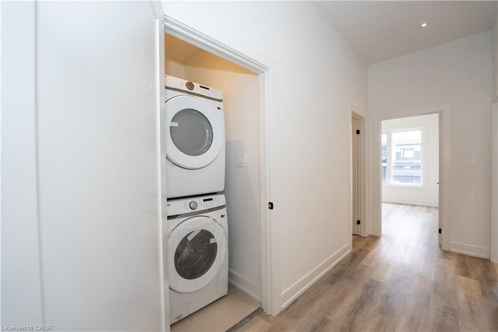 3775 Sunbank Crescent, Severn, ON - Indoor Photo Showing Laundry Room