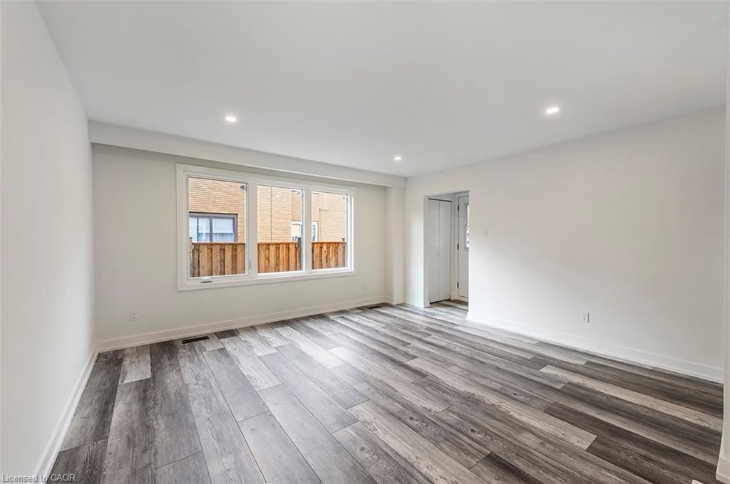 56 & 58 Delawana Drive, Hamilton, ON - Indoor