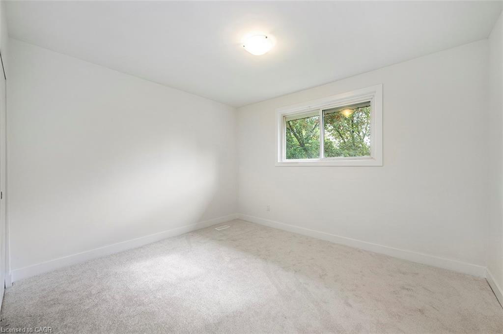 56 & 58 Delawana Drive, Hamilton, ON - Indoor Photo Showing Other Room