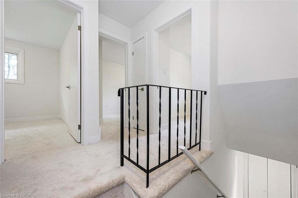 56 & 58 Delawana Drive, Hamilton, ON - Indoor Photo Showing Other Room