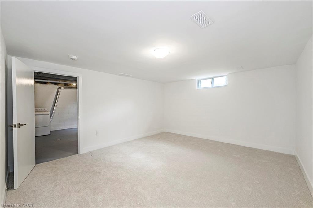 56 & 58 Delawana Drive, Hamilton, ON - Indoor Photo Showing Other Room