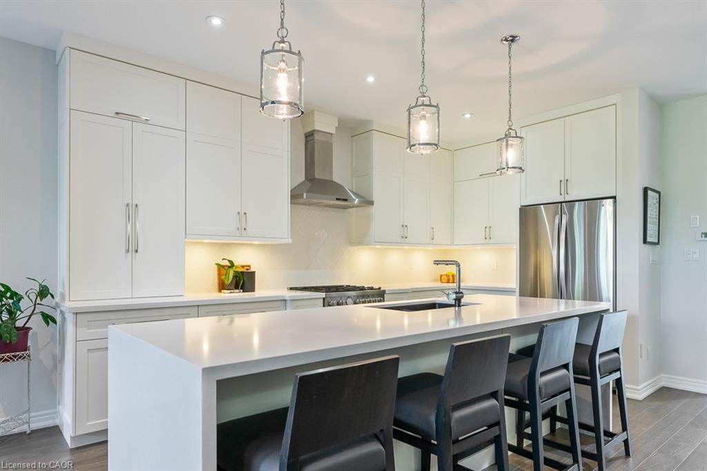 2357 Woodfield Road, Oakville, ON - Indoor Photo Showing Kitchen With Stainless Steel Kitchen With Upgraded Kitchen