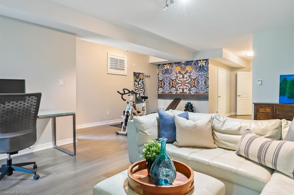 2357 Woodfield Road, Oakville, ON - Indoor Photo Showing Other Room