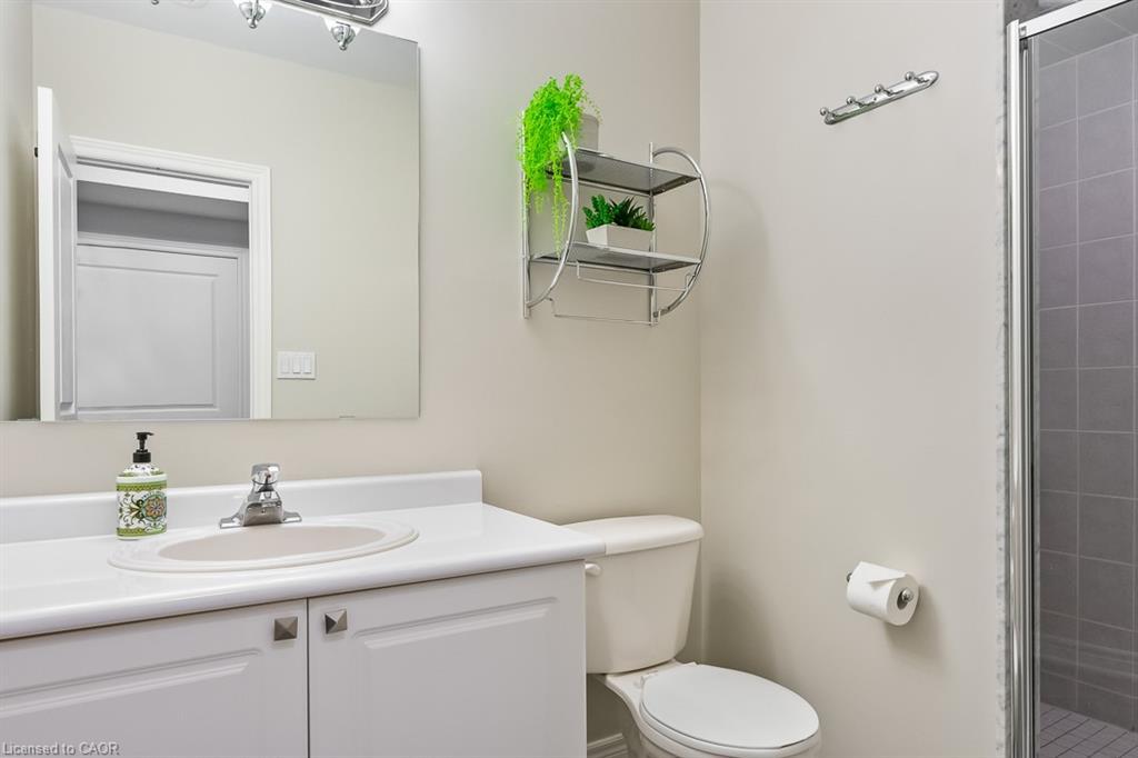 2357 Woodfield Road, Oakville, ON - Indoor Photo Showing Bathroom