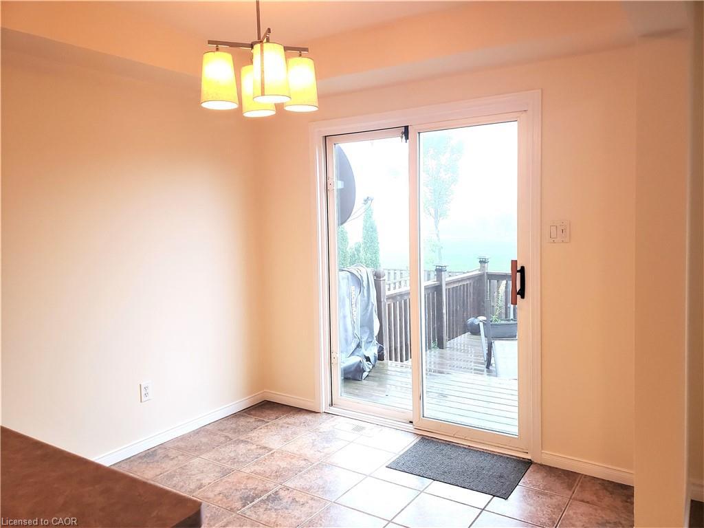 69 Shadyglen Drive, Stoney Creek, ON - Indoor Photo Showing Other Room