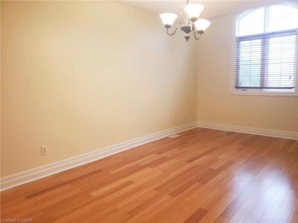 69 Shadyglen Drive, Stoney Creek, ON - Indoor Photo Showing Other Room