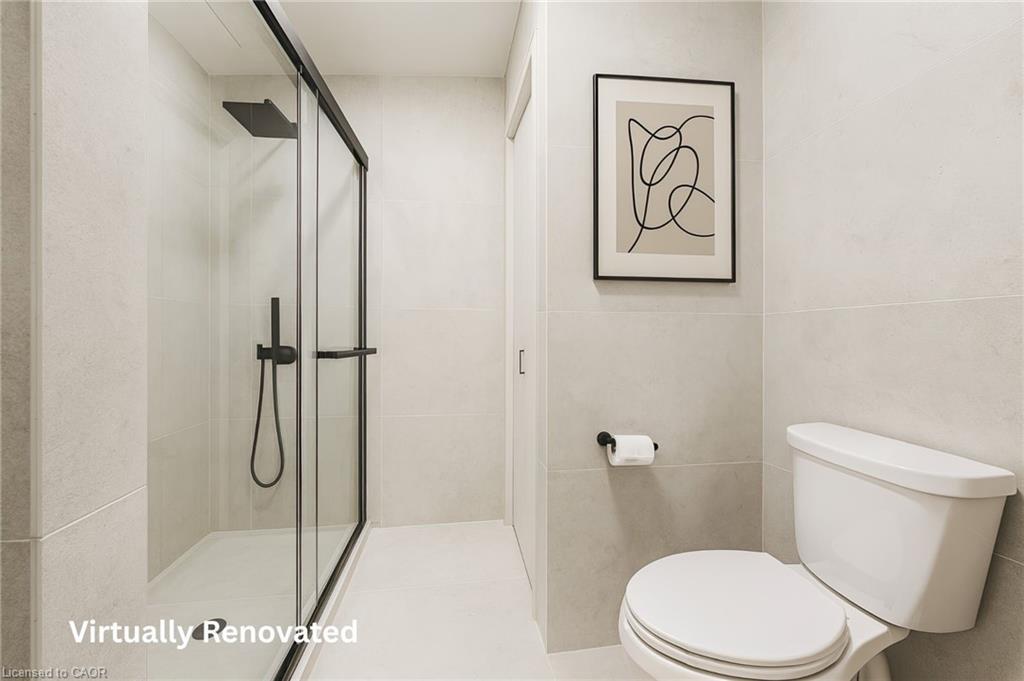 646 Alder Street W, Haldimand, ON - Indoor Photo Showing Bathroom