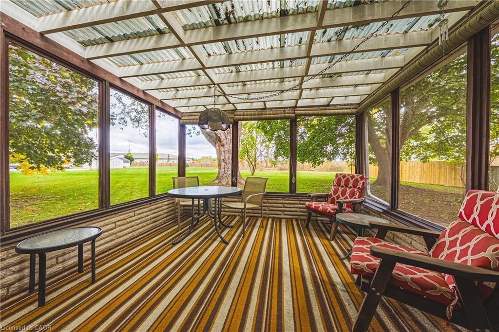 646 Alder Street W, Haldimand, ON - With Exterior