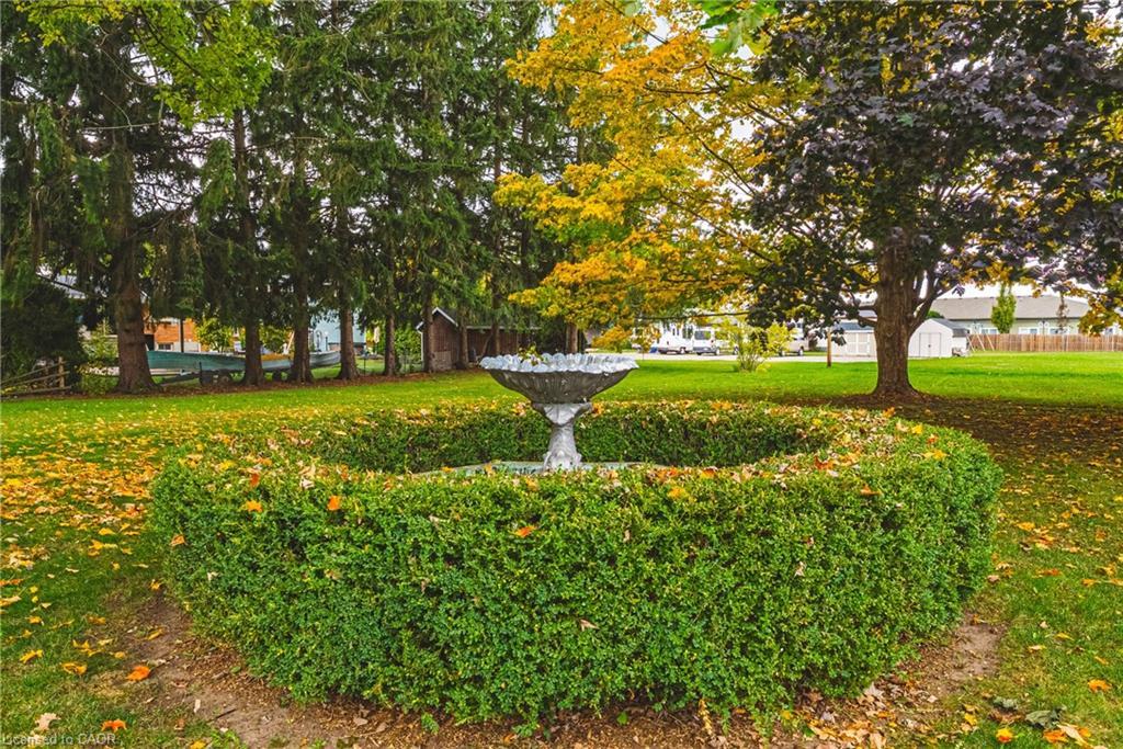 646 Alder Street W, Haldimand, ON - Outdoor