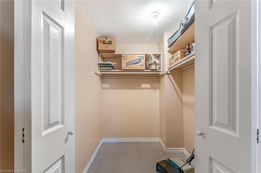 17-25 Kitty Murray Lane, Ancaster, ON - Indoor