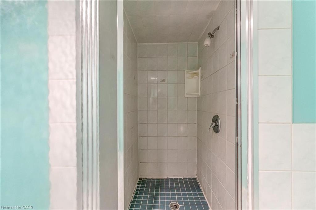 17-25 Kitty Murray Lane, Ancaster, ON - Indoor Photo Showing Bathroom