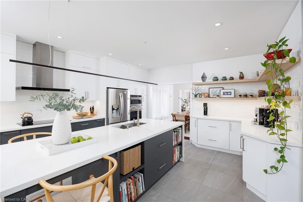 1061 Summit Ridge Drive, Oakville, ON - Indoor