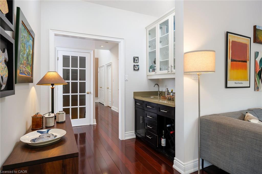 1061 Summit Ridge Drive, Oakville, ON - Indoor Photo Showing Other Room